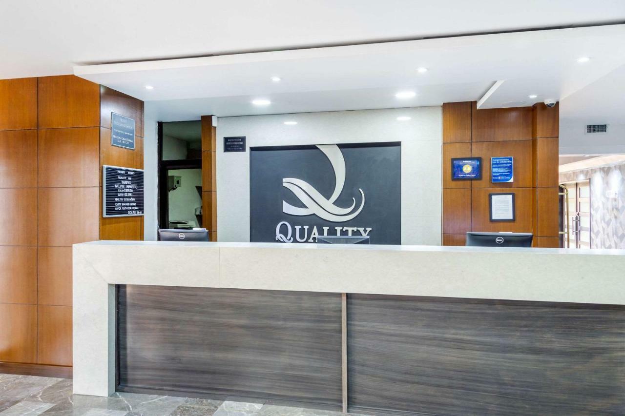 Quality Inn Пиедрас Неграс Екстериор снимка